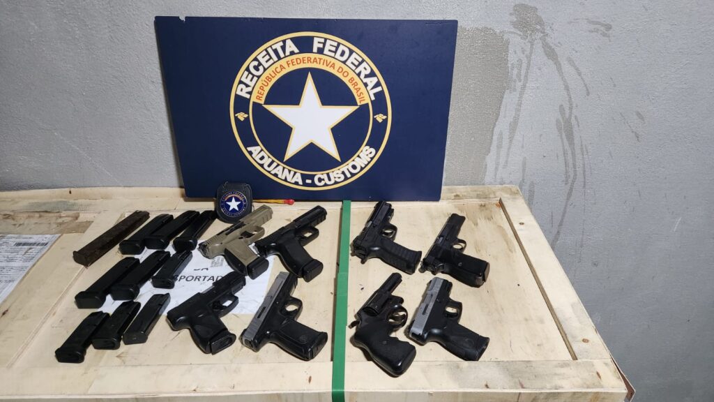 Operação apreende armas vindas do RJ para facção criminosa no Ceará