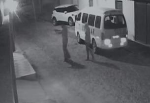 Casa de vereador é atingida por tiros durante a madrugada no interior do Ceará; vídeo