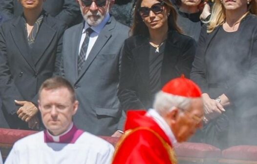 “Quisera Deus o próximo Papa fosse igual a ele”, diz Lula em funeral de Francisco