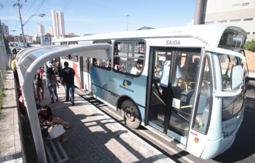 Guarda Municipal faz escolta de ônibus na região da Barra do Ceará após chacina