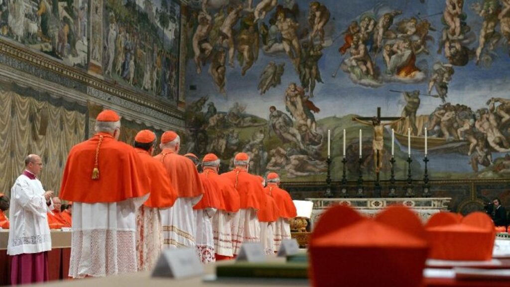 Conclave: veja horários das votações e quando sai a primeira fumaça