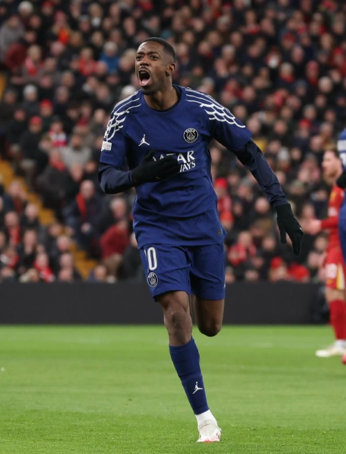 Dembelé sofre lesão muscular na coxa e pode desfalcar PSG na Liga dos Campeões contra o Arsenal