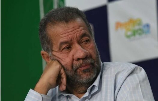 Lupi pede demissão do governo após escândalo no INSS