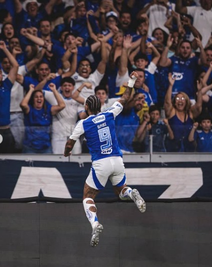 Gabigol recebe elogios de técnico do Cruzeiro às vésperas de jogo com Flamengo pelo Brasileiro