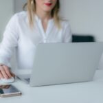 Faço EAD em cursos que tiveram regras mudadas pelo MEC: posso me formar?