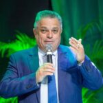 Prefeito diz que internará quem buscar consulta médica para boneco reborn