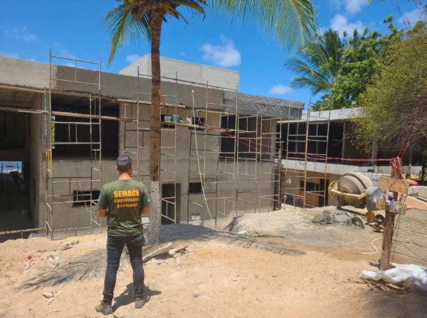 Obras irregulares na Lagoa do Uruaú são embargadas e recebem multa de mais de R$ 1 milhão