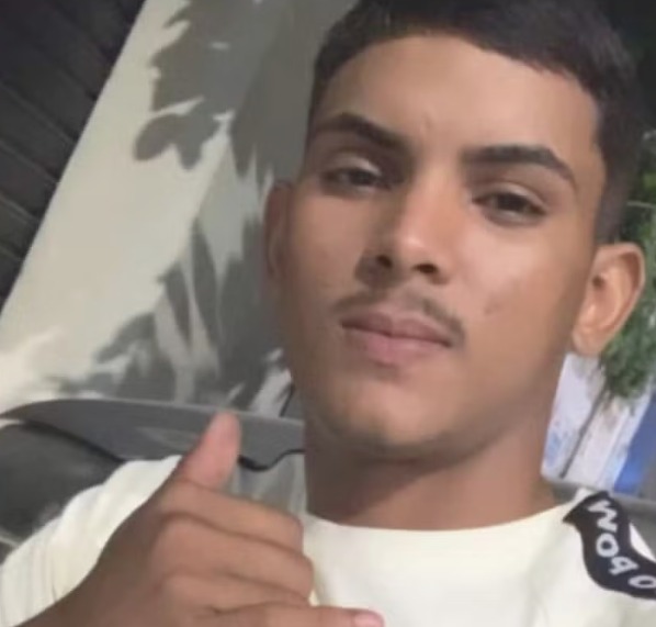Família denuncia desaparecimento de jovem na Praia de Canoa Quebrada, no Ceará