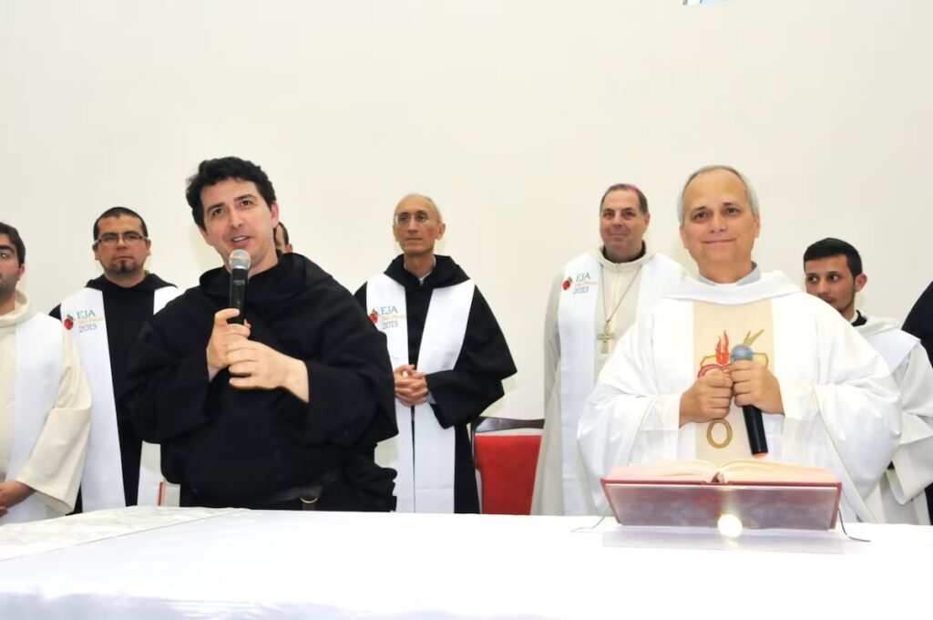 Papa Leão XIV visitou colégios em São Paulo quando era Padre-geral dos agostinianos