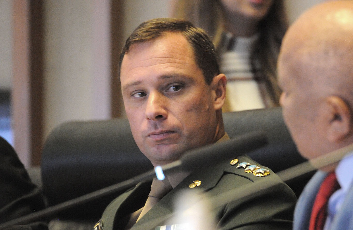 Mauro Cid é preso pela Polícia Federal por suspeita de articular fuga do país