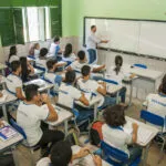 Câmara de Fortaleza aprova reajuste de 5,4% no piso dos professores da rede municipal