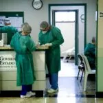 Mais 322 profissionais de saúde aprovados em concurso são nomeados no Ceará