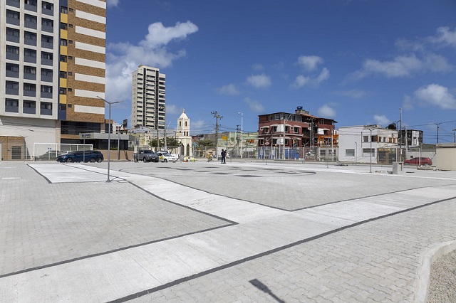 UFC inaugura praça provisória que depois dará lugar ao Campus Iracema, em Fortaleza