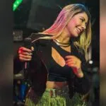 Paulinha Ravett leva forró romântico ao Réveillon de Fortaleza no polo Messejana