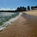 Fortaleza conta com 24 trechos de praia próprios para banho no feriadão de Natal