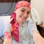 Pai de Isabel Veloso faz apelo após influenciadora voltar à UTI: ‘Intensifiquem as orações’