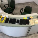 Agiotas são presos pressionando vítima por pagamento próximo a agência bancária em Fortaleza