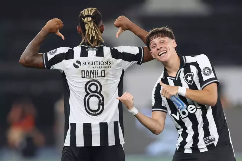 De quase vendidos a cruciais: Danilo e Montoro têm noite de gala em goleada do Botafogo