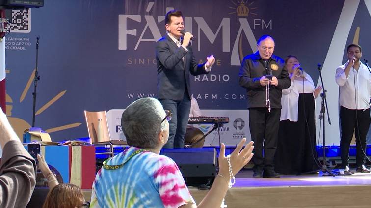 Primeiro dia 13 do ano lota Santuário de Fátima e evento Mergulho na Misericórdia, em Fortaleza