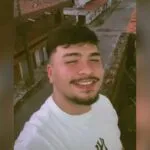 Jovem baleado na cabeça durante briga em barraca de praia segue internado em Fortaleza