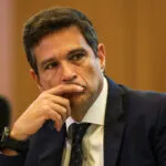 Campos Neto, presidente do BC na gestão Bolsonaro, sabia dos problemas do Master, mas não interviu, diz jornal
