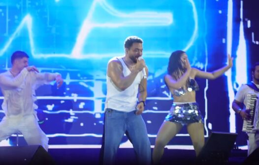 Show de Wesley Safadão reúne mais de 70 mil foliões no Carnaval de Paracuru, no Ceará