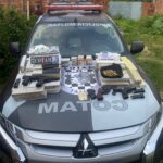 Após denúncia, 37 kg de drogas são apreendidos em imóvel e suspeito é preso na Grande Fortaleza