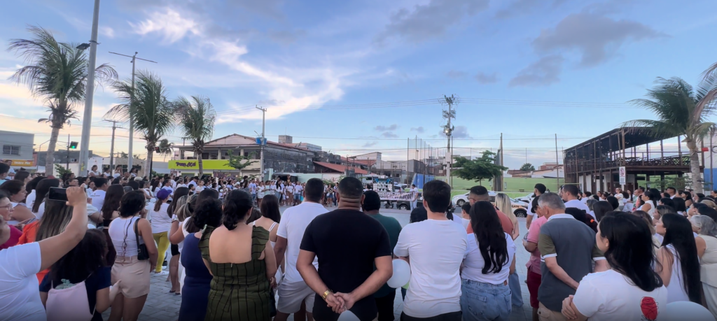 Protesto em Itapipoca cobra justiça por Ana Karolina e prisão de suspeito de feminicídio