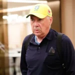 Ancelotti desembarca no Brasil para conhecer a folia do carnaval de Salvador, São Paulo e Rio