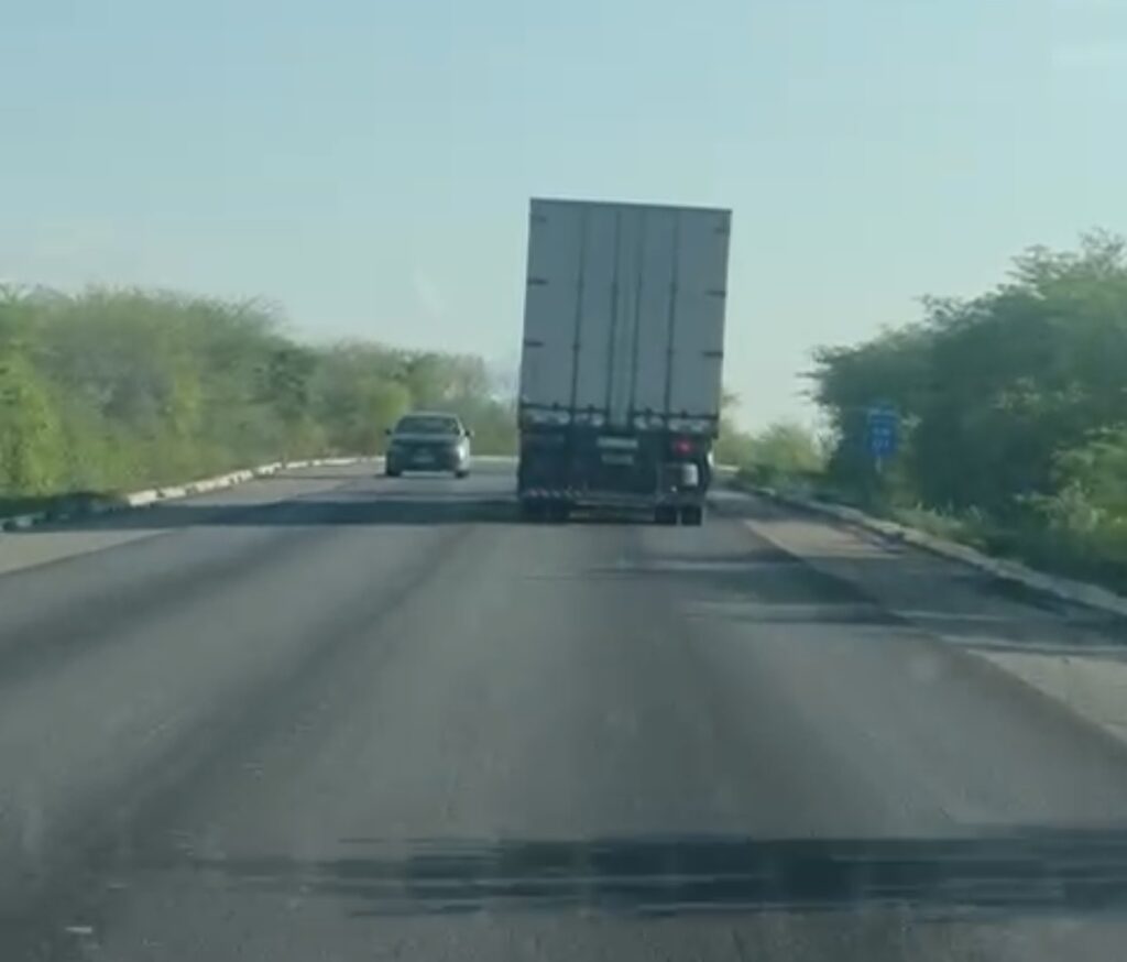 Caminhoneiro é preso no Ceará após atropelar motociclista e fugir sem prestar socorro
