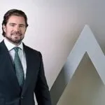 Daniel Vorcaro, dono do Banco Master, é preso pela PF