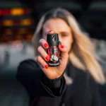 Câmara aprova projeto que autoriza mulheres a portar spray de pimenta para defesa pessoal