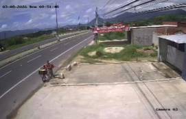 Câmeras registram últimos momentos de casal antes de atropelamento na Grande Fortaleza