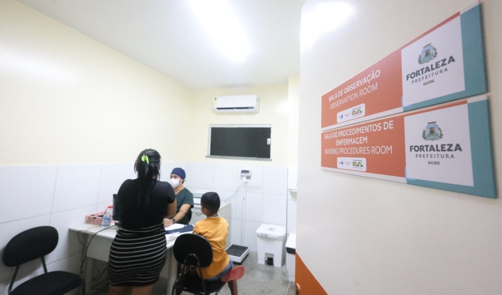 Fortaleza terá 13 postos de saúde abertos no fim de semana para atender casos de síndromes gripais