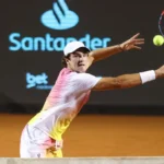 Pontaço de João Fonseca no Rio Open é eleito ‘a jogada do mês’ de fevereiro pela ATP