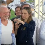 Lula é o primeiro brasileiro vacinado em campanha de vacinação contra gripe