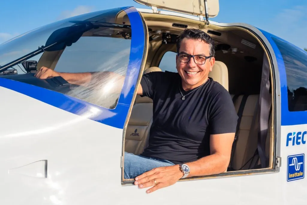 Volta ao mundo: piloto cearense chega a Macapá e se prepara para sobrevoar a Floresta Amazônica