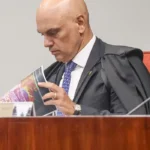 Moraes abre ação contra Flávio Bolsonaro por suposta calúnia a Lula