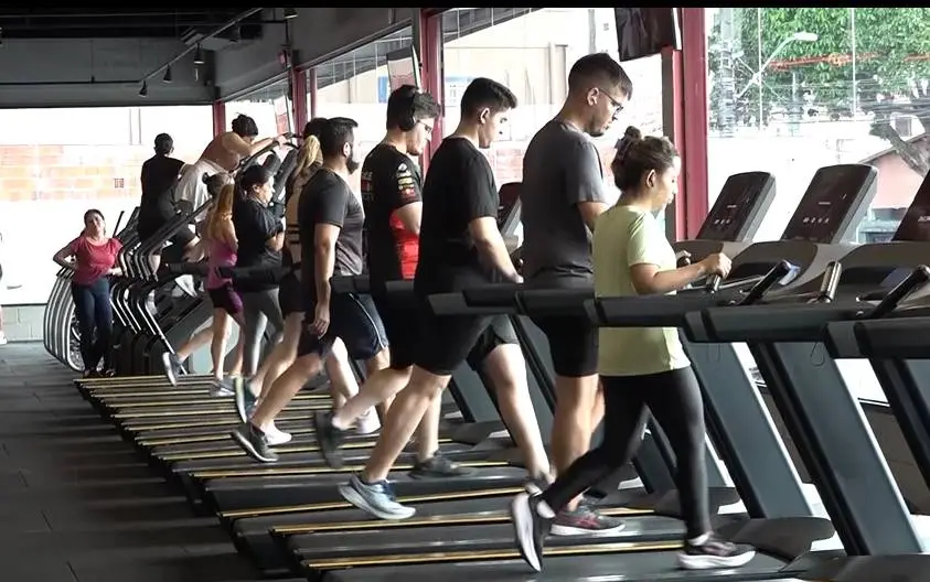 Ceará discute selo de segurança para academias após mortes durante treinos