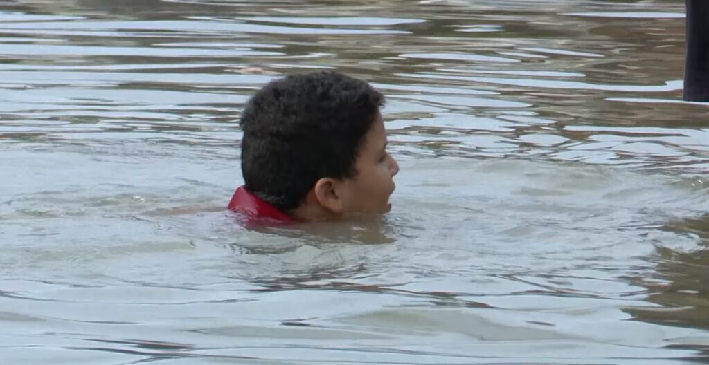 Chuvas e alagamentos aumentam risco de doenças em Fortaleza; saiba os cuidados necessários