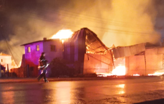 Criança de 10 anos alerta família sobre incêndio em Pacatuba, no Ceará, e evita tragédia maior