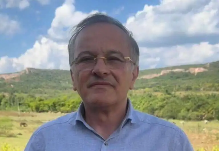 Giovanni Sampaio anuncia pré-candidatura ao governo do CE e fala em desmascarar Ciro Gomes