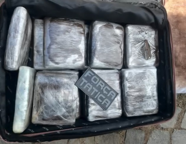 Mulher é presa no Ceará com 16 kg de maconha em ônibus vindo do Rio de Janeiro