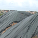 Chuva forte pode atrasar obra iniciada em cratera no Porto das Dunas; SOP tenta manter prazo de 10 dias