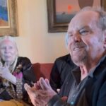 Jack Nicholson faz 89 anos e aparece em foto rara comemorando o aniversário