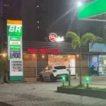 Preço da gasolina cai cerca de 20 centavos em postos de Fortaleza; veja valor