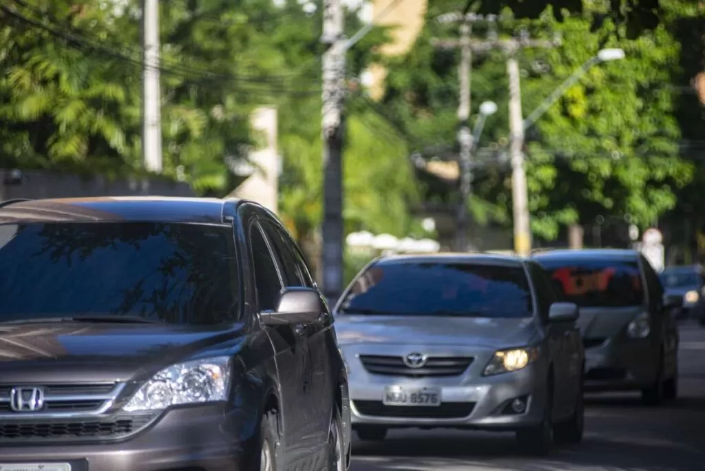 Cearenses podem aderir ao perdão de multas e taxas do Detran a partir de hoje (1º); veja como solicitar