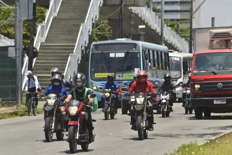 Saiba como aderir ao Refis 2021 e ter multas e taxas do Detran perdoadas no Ceará