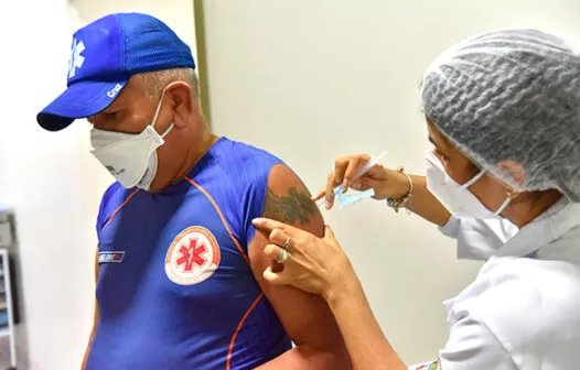 Profissionais da Saúde na Caucaia serão vacinados em mutirão neste fim de semana
