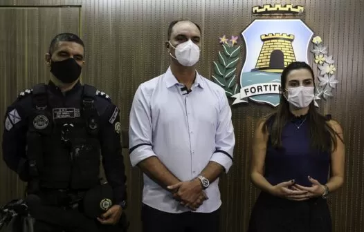 Agefis realiza operação nesta sexta-feira (5) para conter aglomeração no Centro de Fortaleza